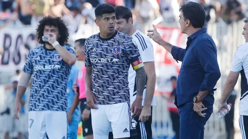 Esteban Pavez ruega por la continuidad de Gustavo Quinteros en Colo Colo