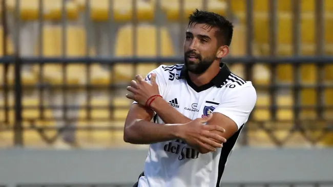 Emiliano Amor no está contento en Colo Colo  (Photosport)