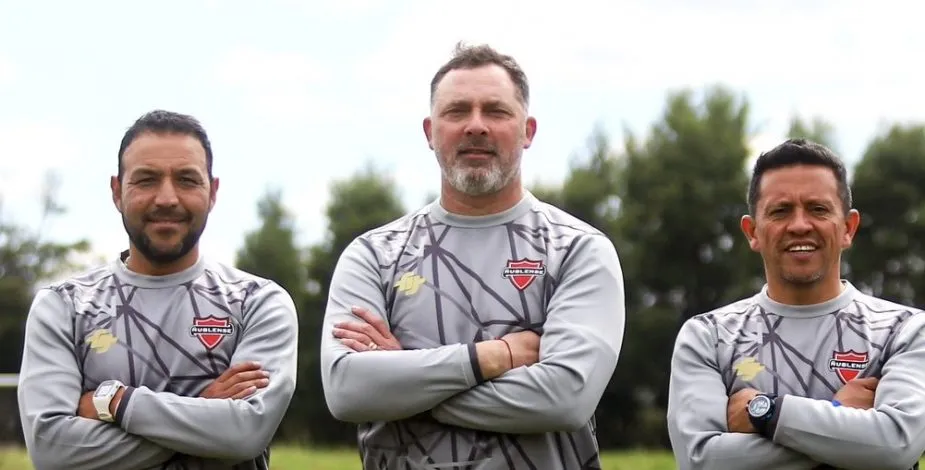 Caputto ha dirigido en seis partidos a Ñublense: dos triunfos, dos empates y dos derrotas (Photosport)