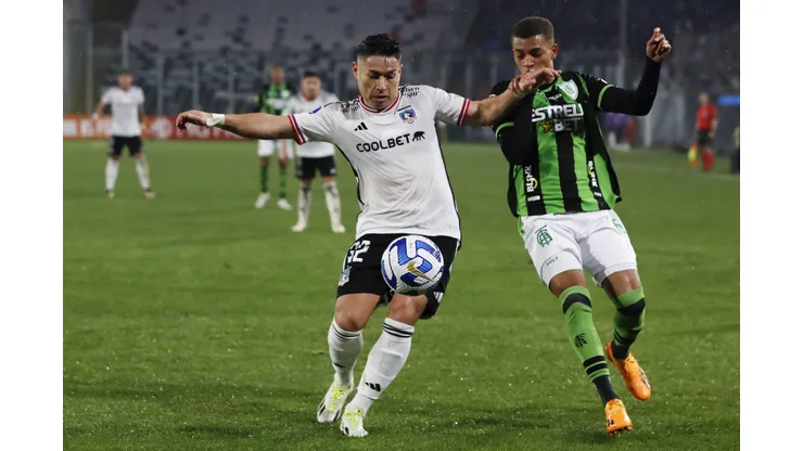 Óscar Opazo quedó fuera en el calentamiento del partido de Colo Colo ante Deportes Copiapó (Foto: Photosport)