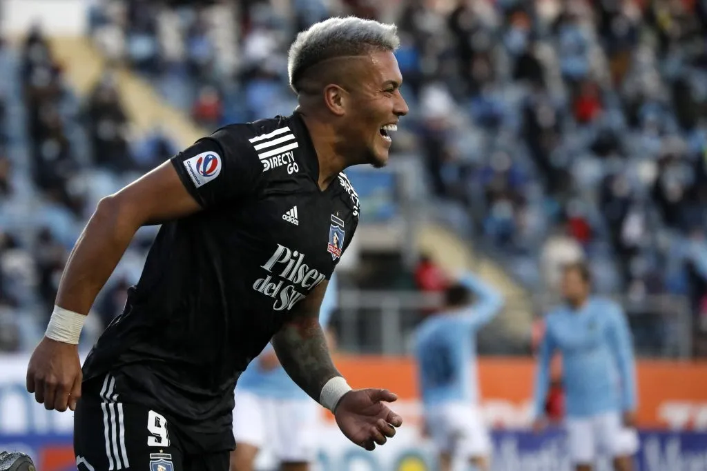Juan Cristóbal Guarello asegura que Colo Colo aún no logra reemplazar el aporte de Javier Parraguez (Foto: Photosport)