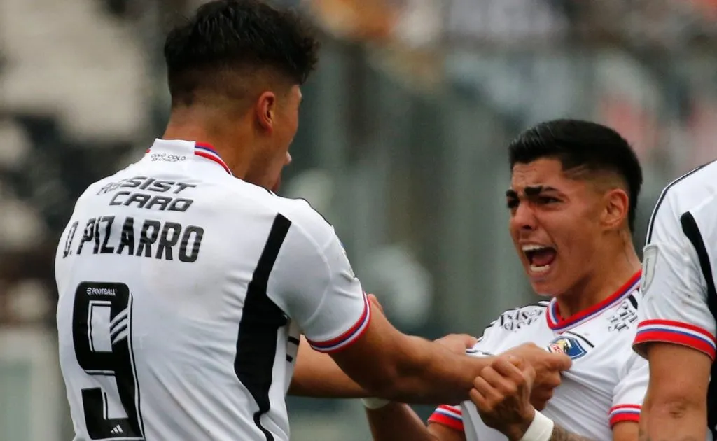 Damián Pizarro y Jordhy Thompson quedaron al margen del Superclásico en Colo Colo  por participar en una liga de futbolito en paralelo a su carrera profesional (Foto: Photosport)