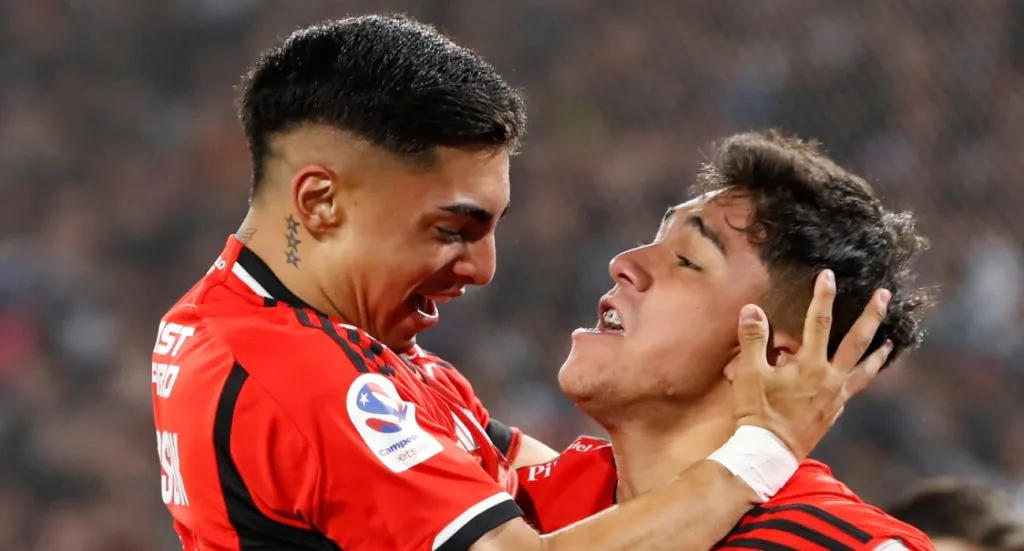 Thompson y Pizarro tendrán una nueva oportunidad en Colo Colo | FOTO: Photosport