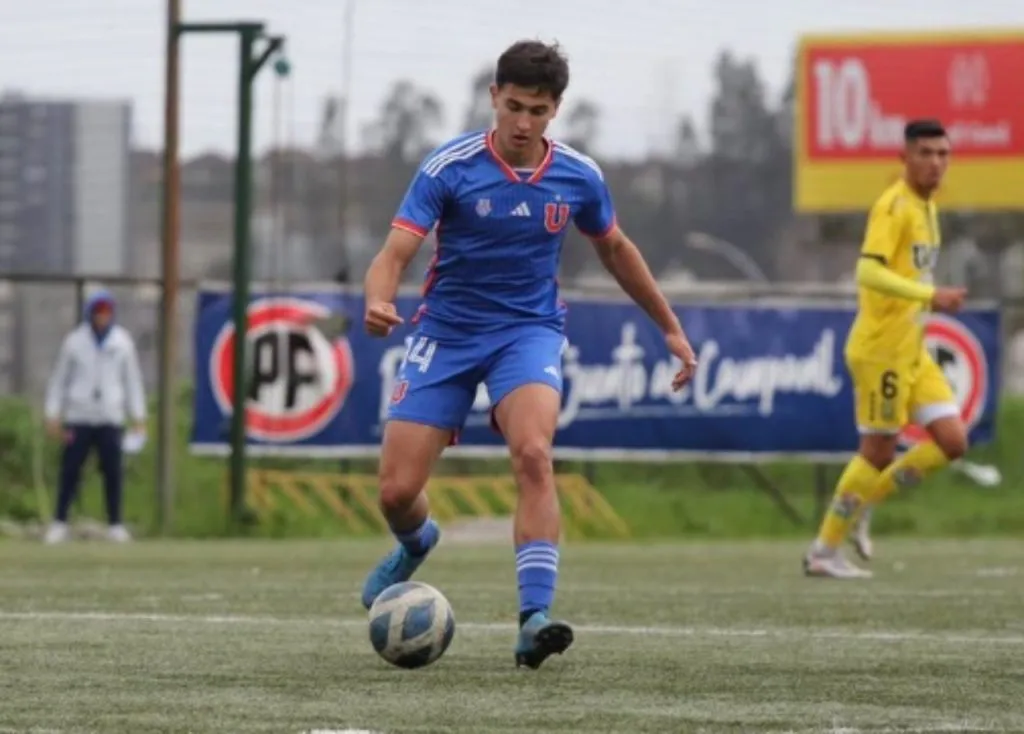 La imagen de Martín Del Campo, uno de los delanteros de la U (Prensa Universidad de Chile)