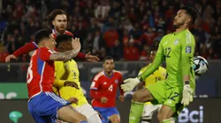 La Selección Chilena intenta, pero no logra pasar del empate ante Colombia (Foto: Photopsort)