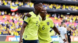 Ecuador venció por 2-1 a Uruguay tras la gran actuación de Félix Torres