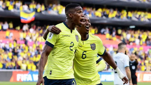 Ecuador venció por 2-1 a Uruguay tras la gran actuación de Félix Torres