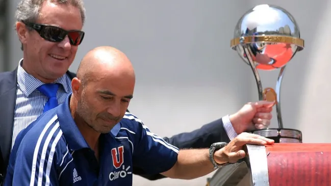 La U de Sampaoli pudo levantar tres trofeos nacionales y la recordada Copa Sudamericana | FOTO: Archivo