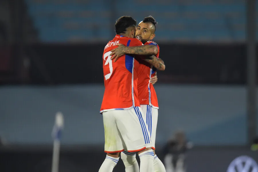 La Roja espera abrazarse ante Colombia. | Foto: Photosport