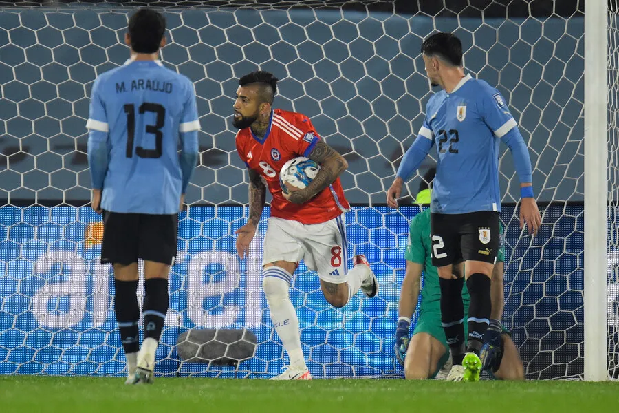 Chile arrancó con una derrota el camino hacia Norteamérica 2026. | Foto: Photosport