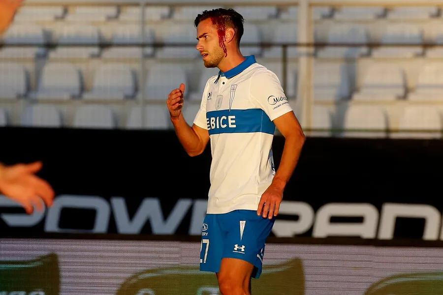 Lucas Melano tuvo un triste paso por la UC | Foto: Photosport