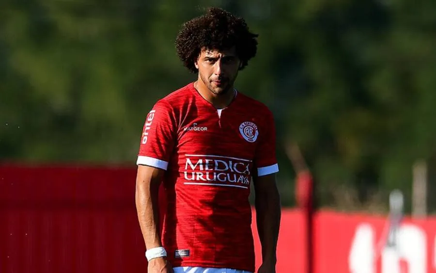 Falcón vistiendo la camiseta de su ex club | FOTO: Archivo