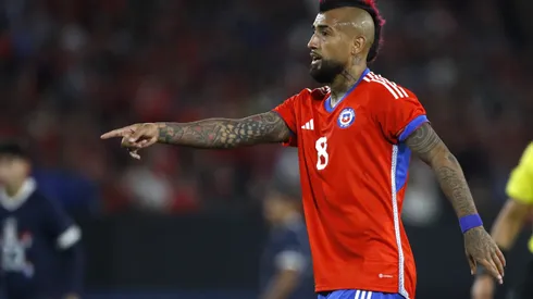 Arturo Vidal recuerda a ex golero de Colo Colo (Foto: Photosport)
