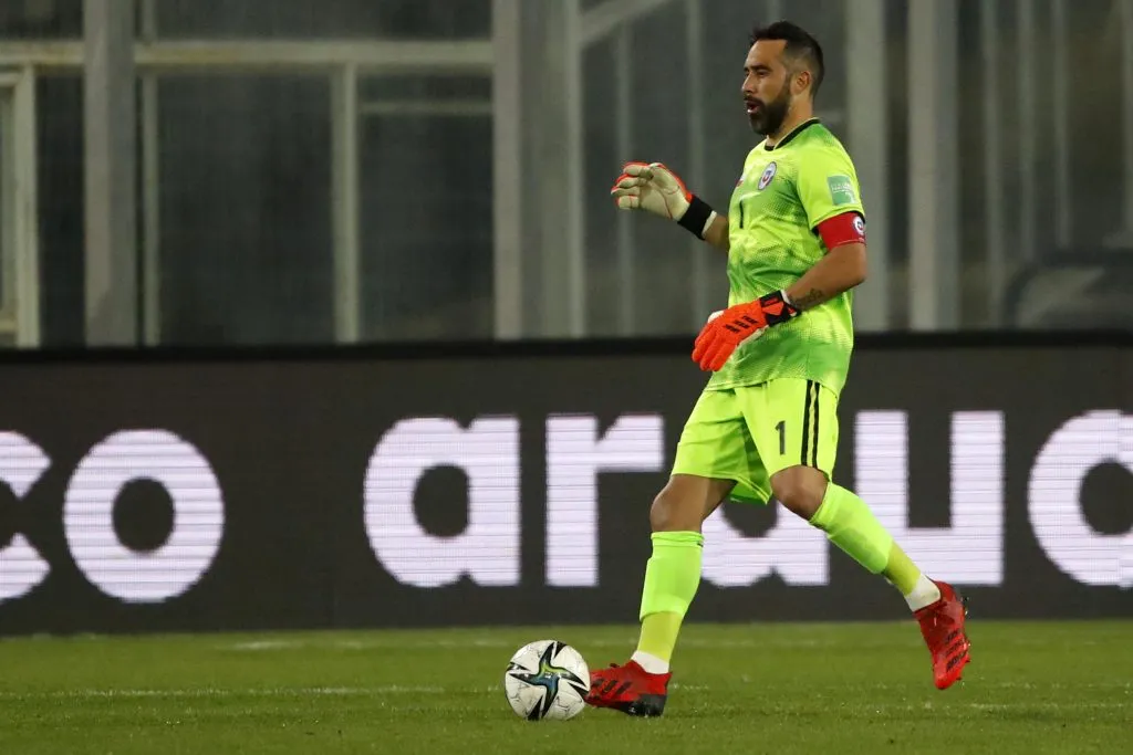 Bravo portó la jineta de capitán en la Roja durante varios años | FOTO: Andres Pina/Photosport