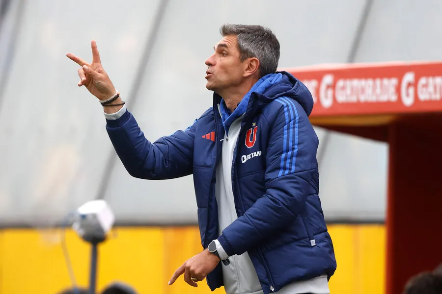 Pellegrino no le pudo cambiar la cara al Superclásico. | Foto: Photosport