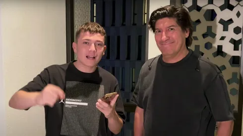 El ex ariete chileno participó de un Ping Pong de preguntas con un Youtuber argentino.