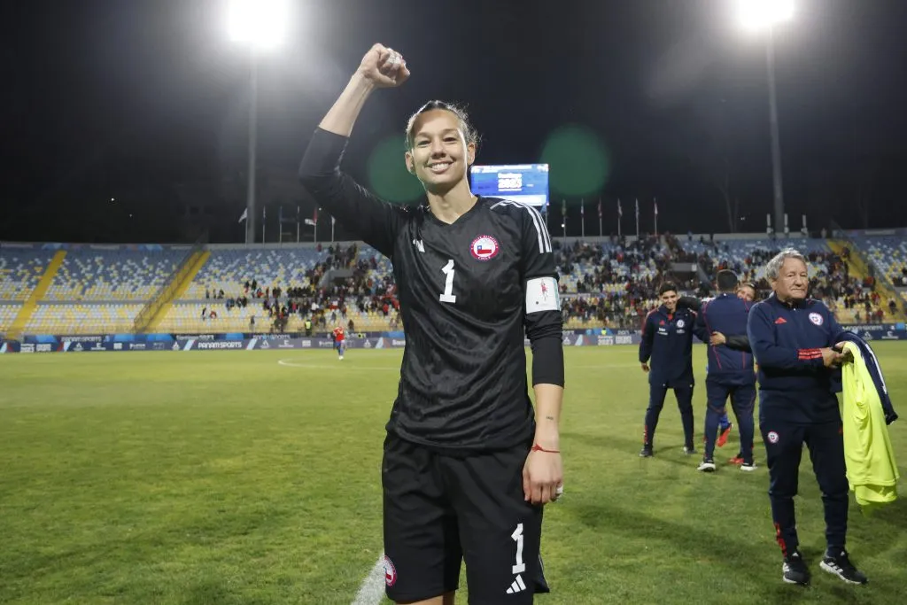 Christiane Endler se retira de la Selección Chilena. La histórica de La Roja no podrá estar en la definición por el oro en los Juegos Panamericanos, ya que finaliza la fecha FIFA este martes 31 de octubre. (Foto de Raul Zamora/Santiago 2023 via Photosport)