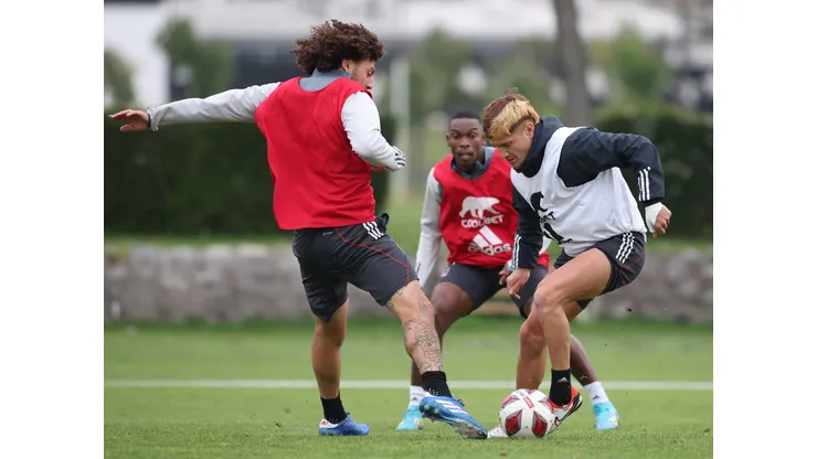 Los albos tendrán un último partido amistoso a puertas cerradas para cerrar la intertemporada. (Foto: Colo Colo)