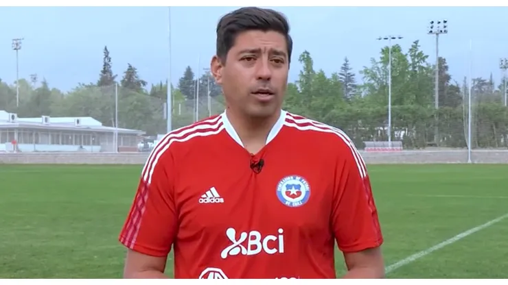 Nicolás Cordova tiene que rendir sí o sí con La Roja. Los históricos le tienen poca fe