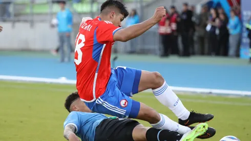 Damián Pizarro es repasado por sus pocas condiciones técnicas en La Roja . (