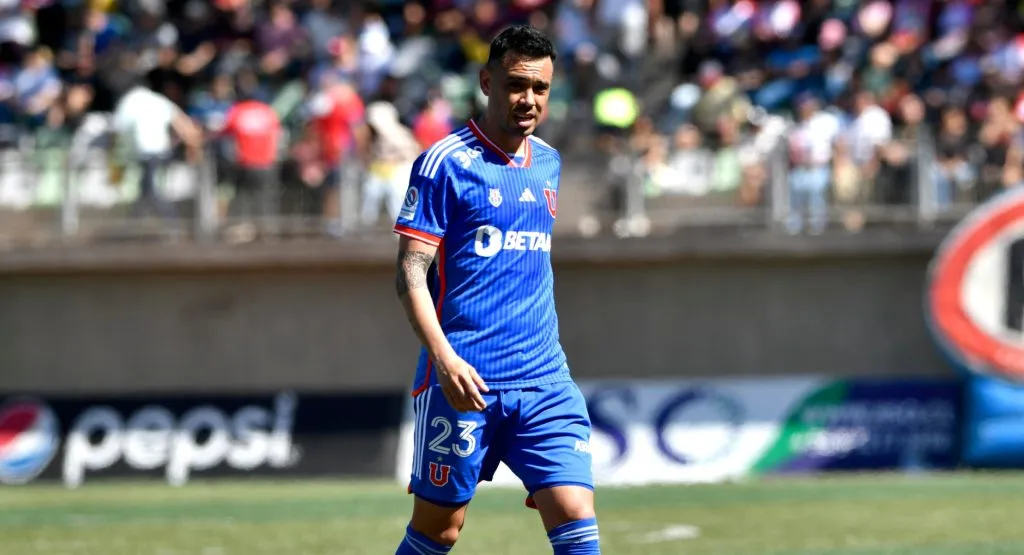 Nery Domínguez aleonó a sus compañeros en la U (Photosport)