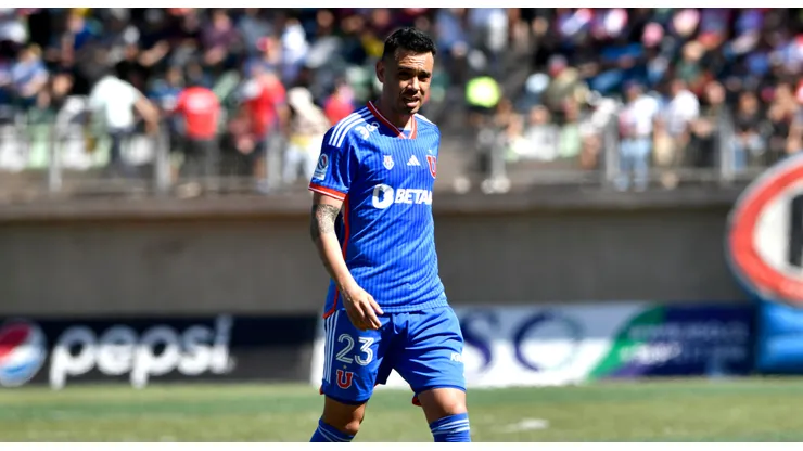 Nery Domínguez aleonó a sus compañeros en la U