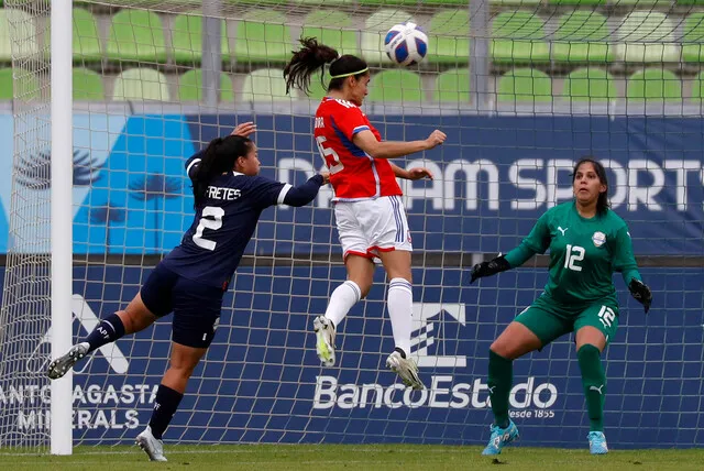 Zamora anotó el gol ante Paraguay en Santiago 2023 (Dedvi Missene/Santiago 2023 vía Photosport)