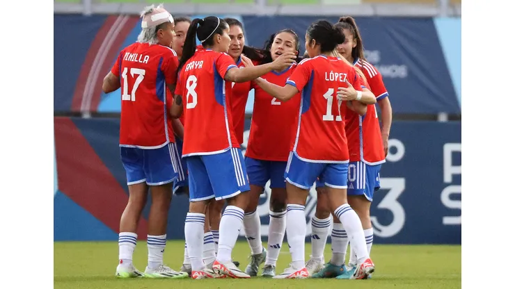 La selección chilena femenina se recupera de la derrota ante México y golea a Jamaica