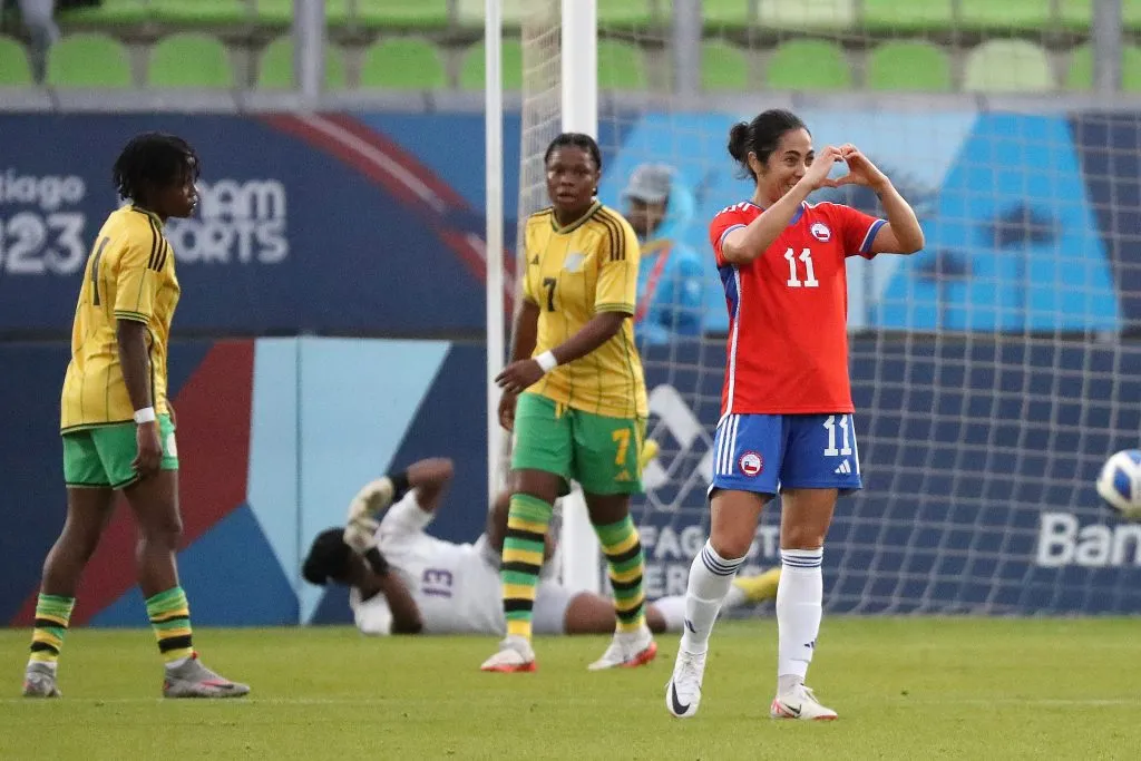 Yessenia López marca el 2-0 con un golazo (Photosport)