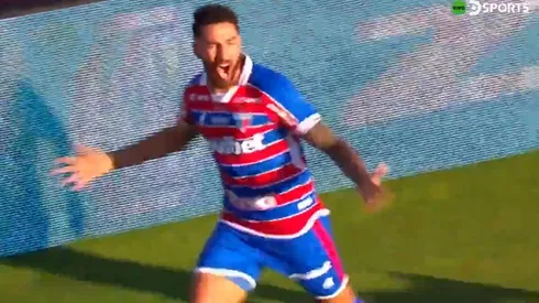 Martín Lucero marca en la final de la Copa Sudamericana (Foto: DSports)