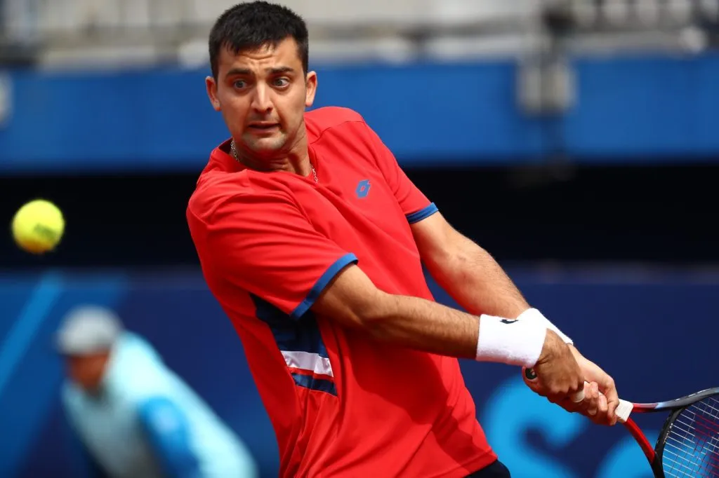 Tomás Barrios se mide ante Thiago Monteiro en las semifinales de los Juegos Panamericanos (Foto: Santiago 2023 / Photosport)