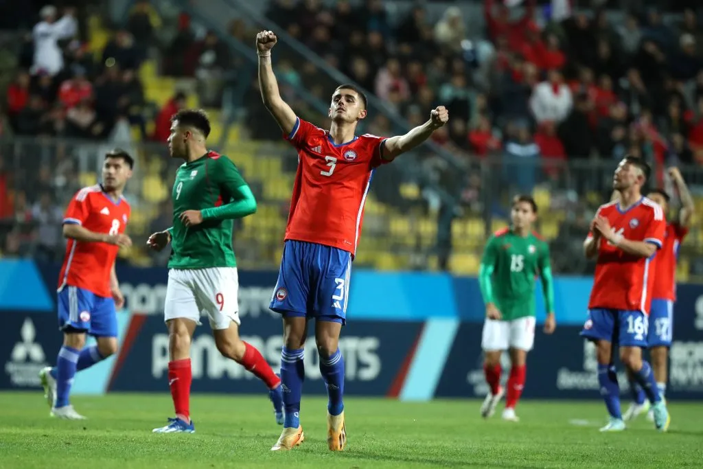 Bruno Gutiérrez ha sumado minutos en los dos primeros partidos de La Roja Sub 23 en los Juegos Panamericanos. (Foto de Carlos Succo/Santiago 2023 vía Photosport)