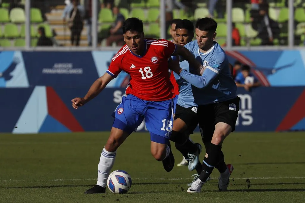 Por estos días el delantero de Colo Colo brilla con La Roja Sub 23 en los Juegos Panamericanos. (Foto de Raul Zamora/Santiago 2023 vía Photosport)