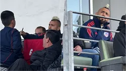 Arturo Vidal como todo un rockstar llegó a Valparaíso para ver a La Roja