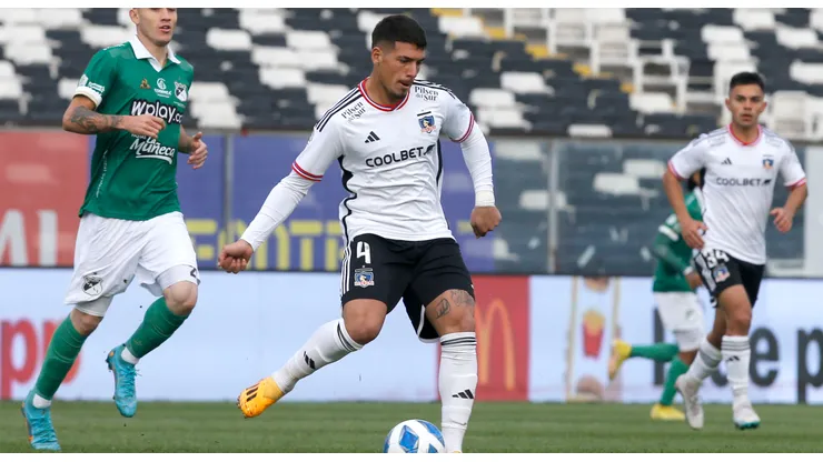 Saldivia sigue haciendo noticia desde su irrupción en Colo Colo.