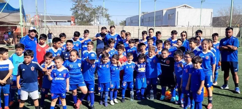 Las escuelas oficiales de la U se preparan para el importante torneo (Instagram)