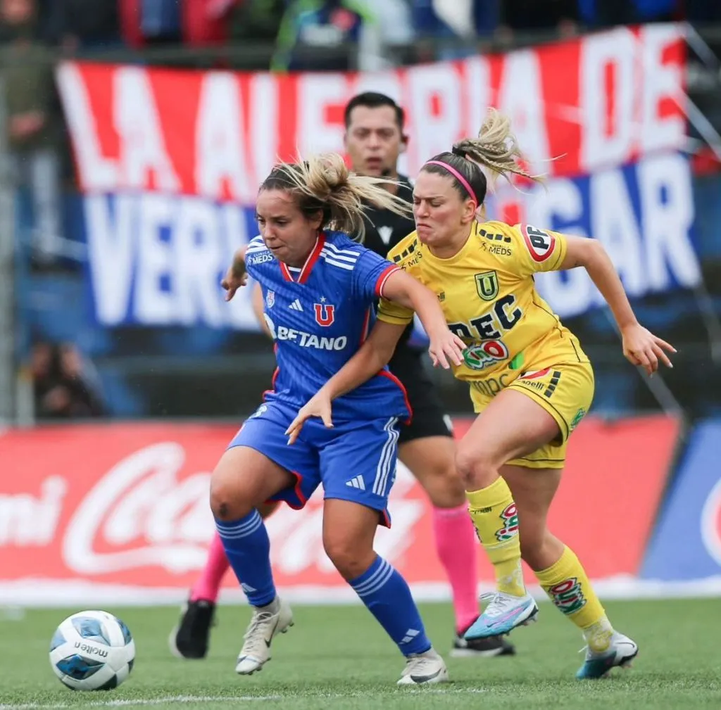 La Jugadora tuvo un buen arranque de año en la U, luego lesiones fueron relegándola al banco (Javiera Mera – Prensa Universidad de Chile)