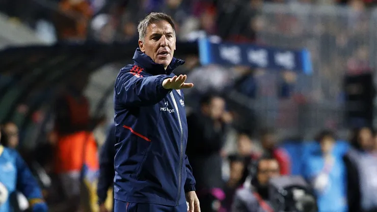 Un histórico de La Roja carga con la prensa por defender a Berizzo