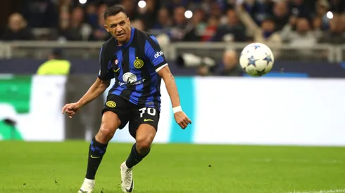 Alexis Sánchez anota en el triunfo del Inter por Champions