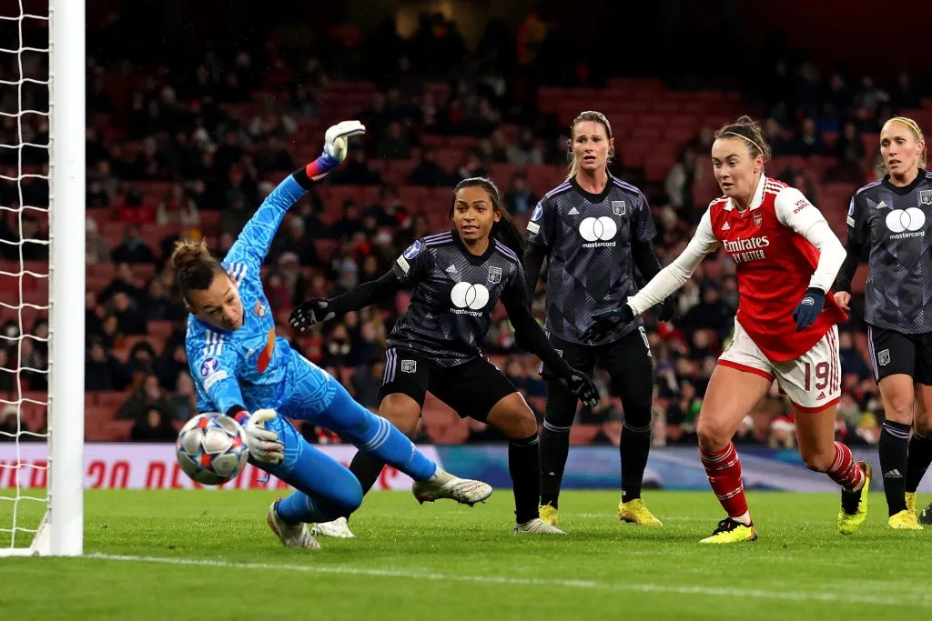 Christiane Endler es una de las jugadoras destacadas de nuestro país en el fútbol femenino europeo. Foto: Getty Images.