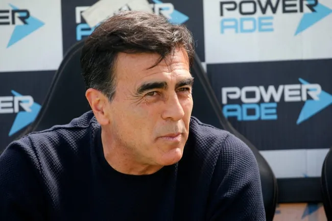 Gustavo Quinteros termina contrato con Colo Colo el 31 de diciembre del 2023. (Foto: Agencia Aton)