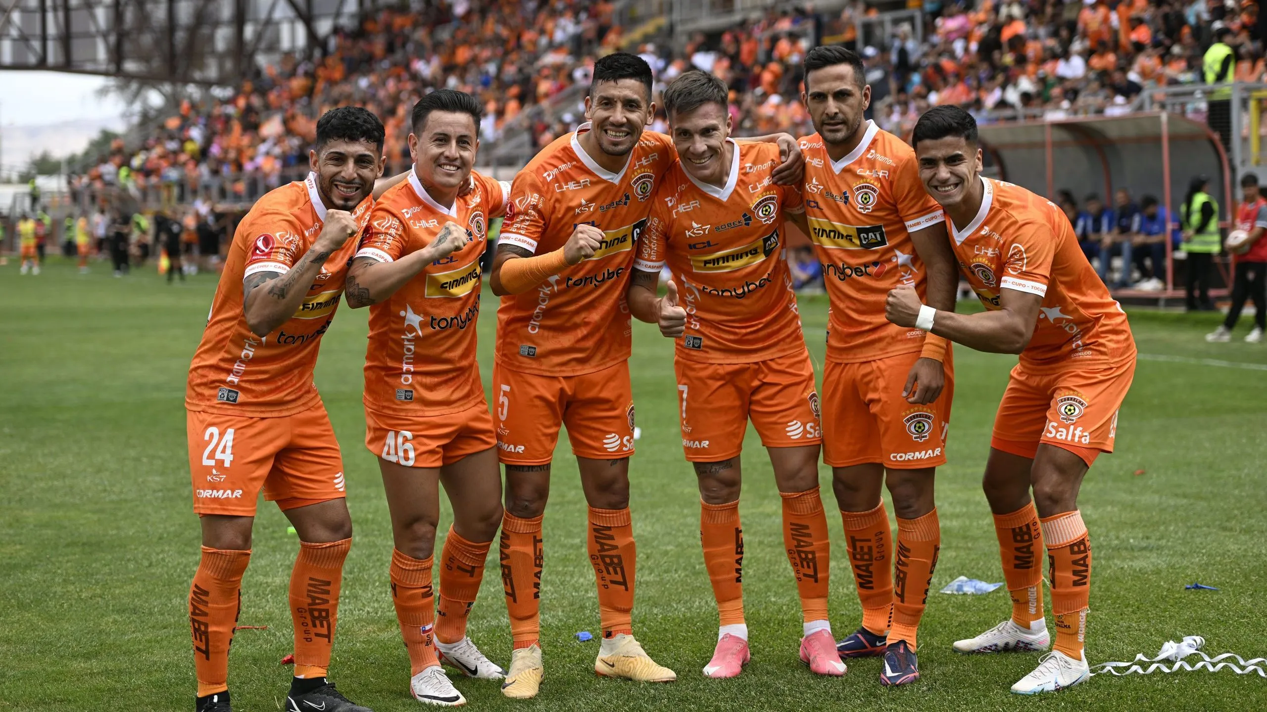 Insaurralde y sus compañeros celebrando el gol ante la U | FOTO: Pedro Tapia/Photosport