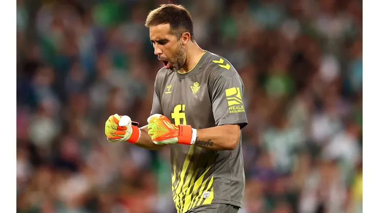 Claudio Bravo entra en top ten de La Liga (Foto: Getty)