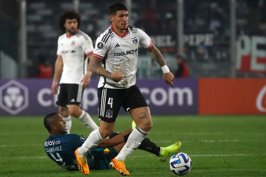 Saldivia podría tener una gran oportunidad en Uruguay | Foto: Photosport