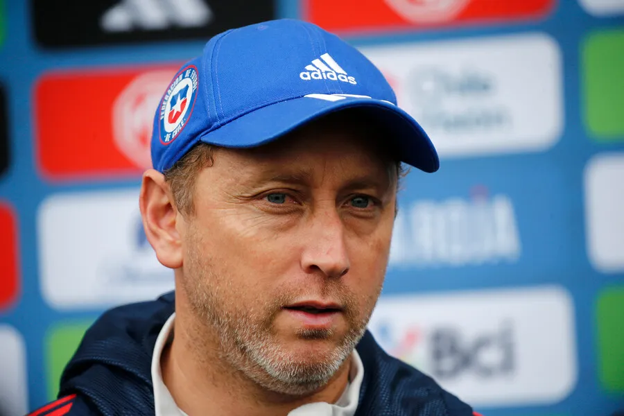 Luis Mena confía en sus dirigidas en estos Panamericanos | Foto: Photosport