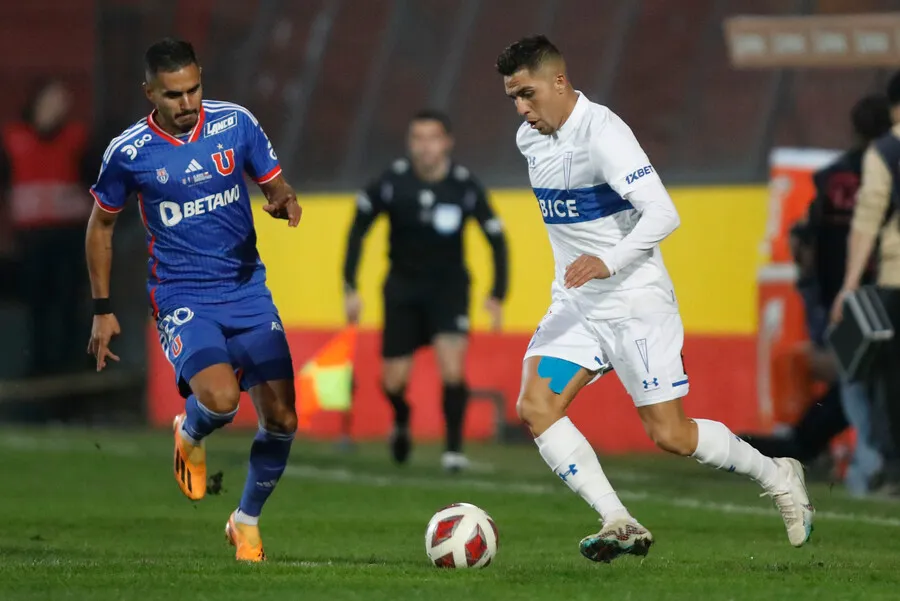 La UC y la U se verán las caras por el Campeonato Nacional | Foto: Photosport