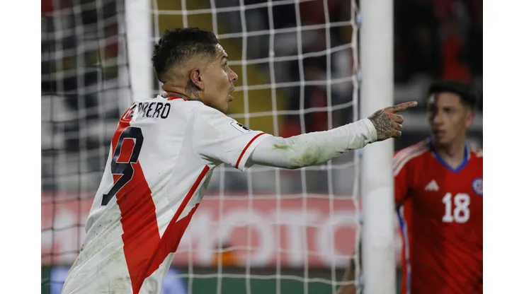 Paolo Guerrero furioso con la prensa peruana