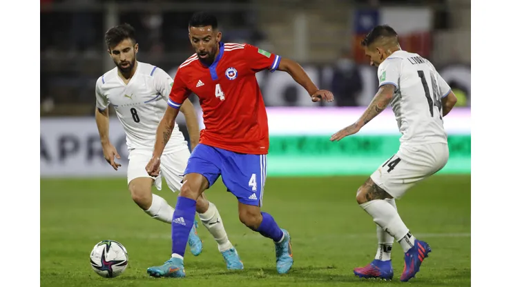 Scooby Castañeda pide a Mauricio Isla
