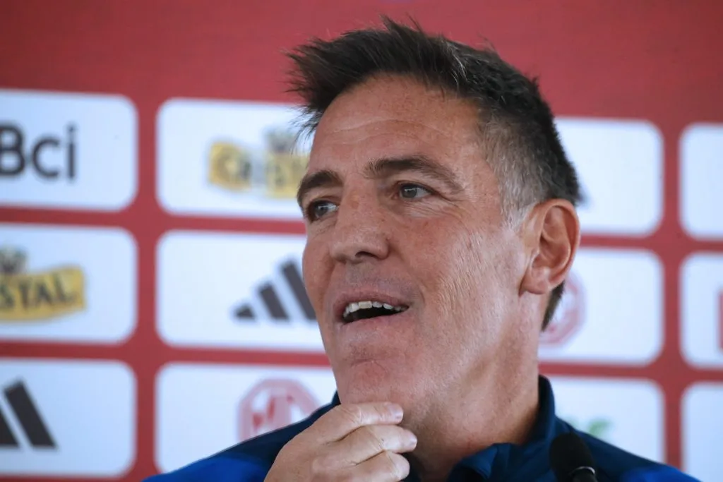 Berizzo ha sido fuertemente criticado por los hinchas nacionales | FOTO: Javier Salvo/Photosport