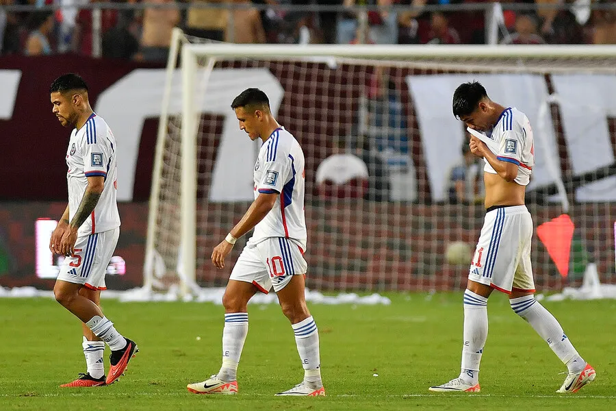 La Roja tuvo una mala actuación ante Venezuela. | Foto: Photosport